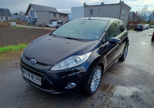 Ford Fiesta cena 18900 przebieg: 207000, rok produkcji 2009 z Sulechów małe 211